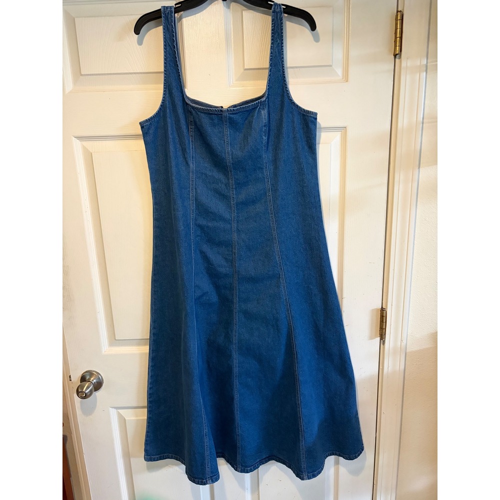 Old Navy Cottagecore Whimsigoth Whimsy Casual Chic midi Large Square neck